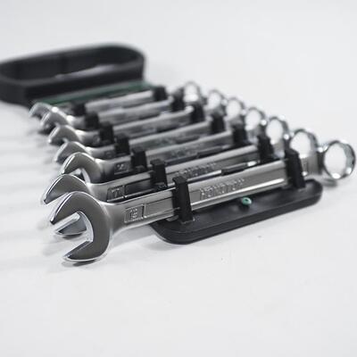 HONITON Sada očkoplochých klíčů vyhnutých 7 dílů | 10-19 mm, plastový držák - 2