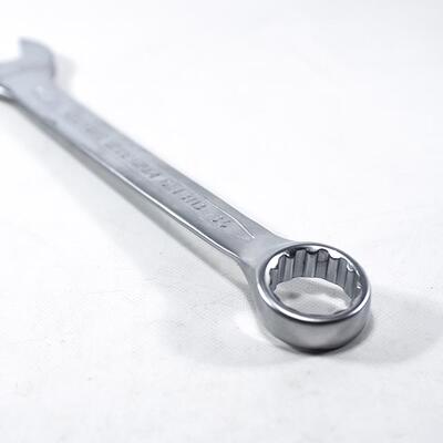 GK TOOLS Klíč očkoplochý vyhnutý matný | 32 mm - 4